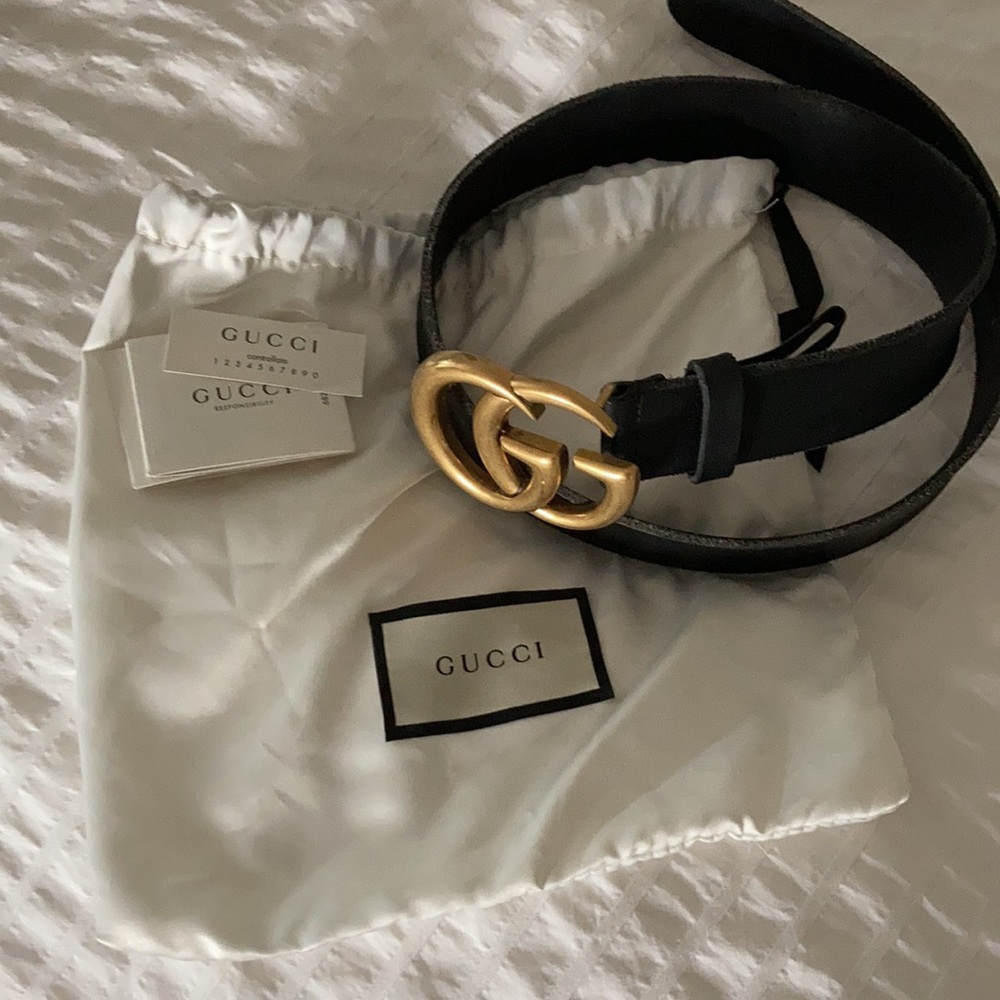 Authentic Gucci Belt (with dust bag) - NO BOX / size 70-28